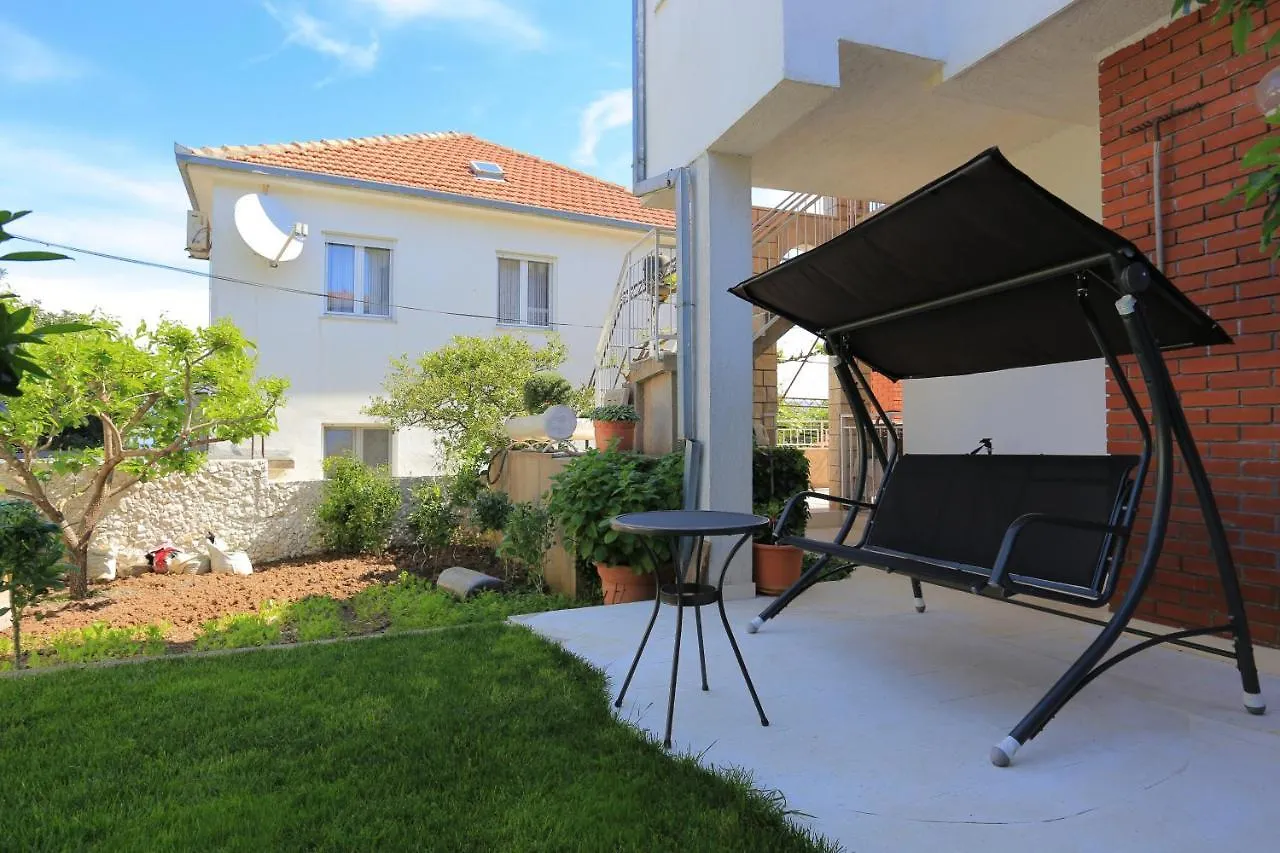 Apartments By The Sea Arbanija, Ciovo - 18797 Trogir