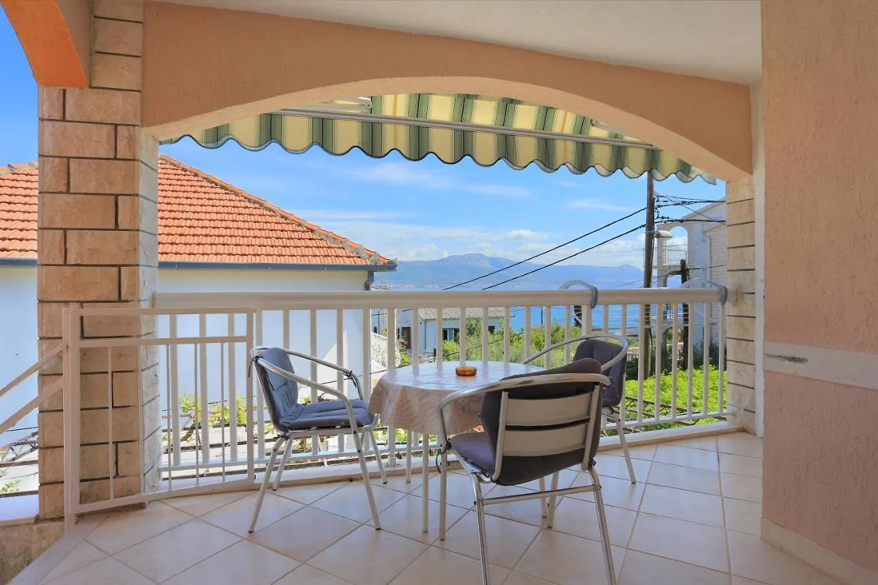 Apartments By The Sea Arbanija, Ciovo - 18797 Trogir 0*,  Croatia